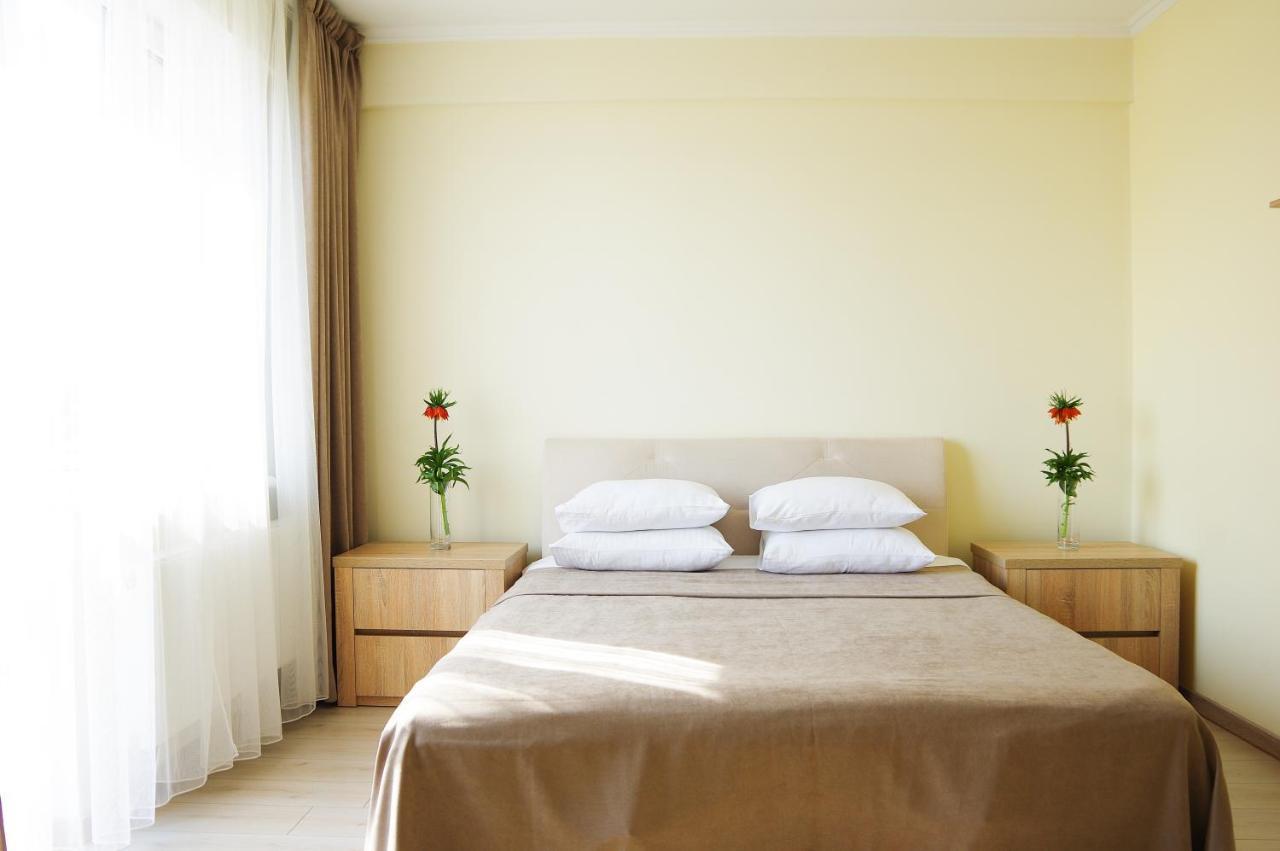 Chiernomorskie Apartamenty Odessa Buitenkant foto